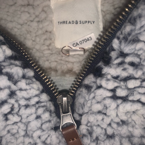 Thread and supply - Picture 5 of 5